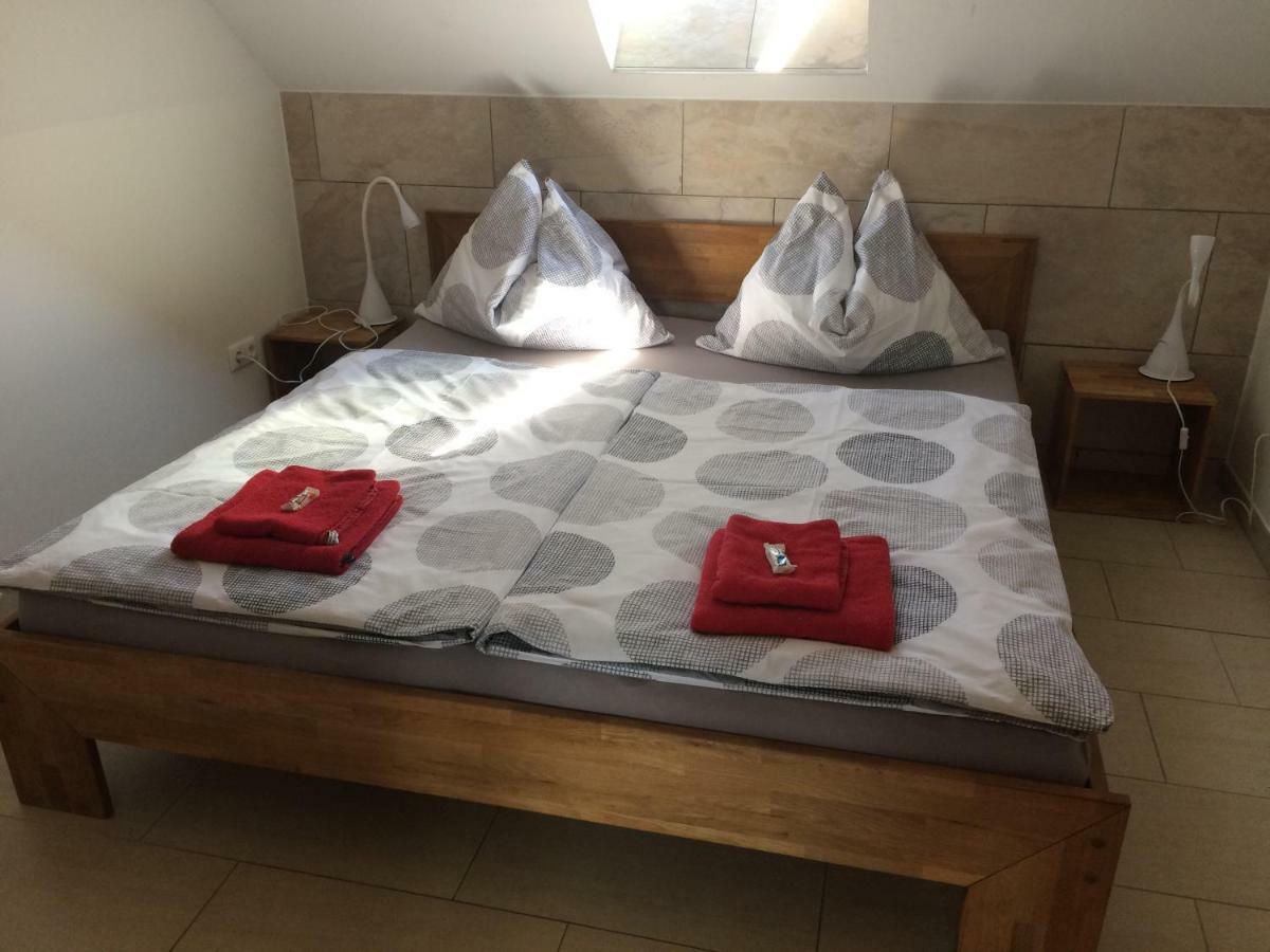 Ferienwohnung Frieser Steindorf am Ossiacher See Bagian luar foto