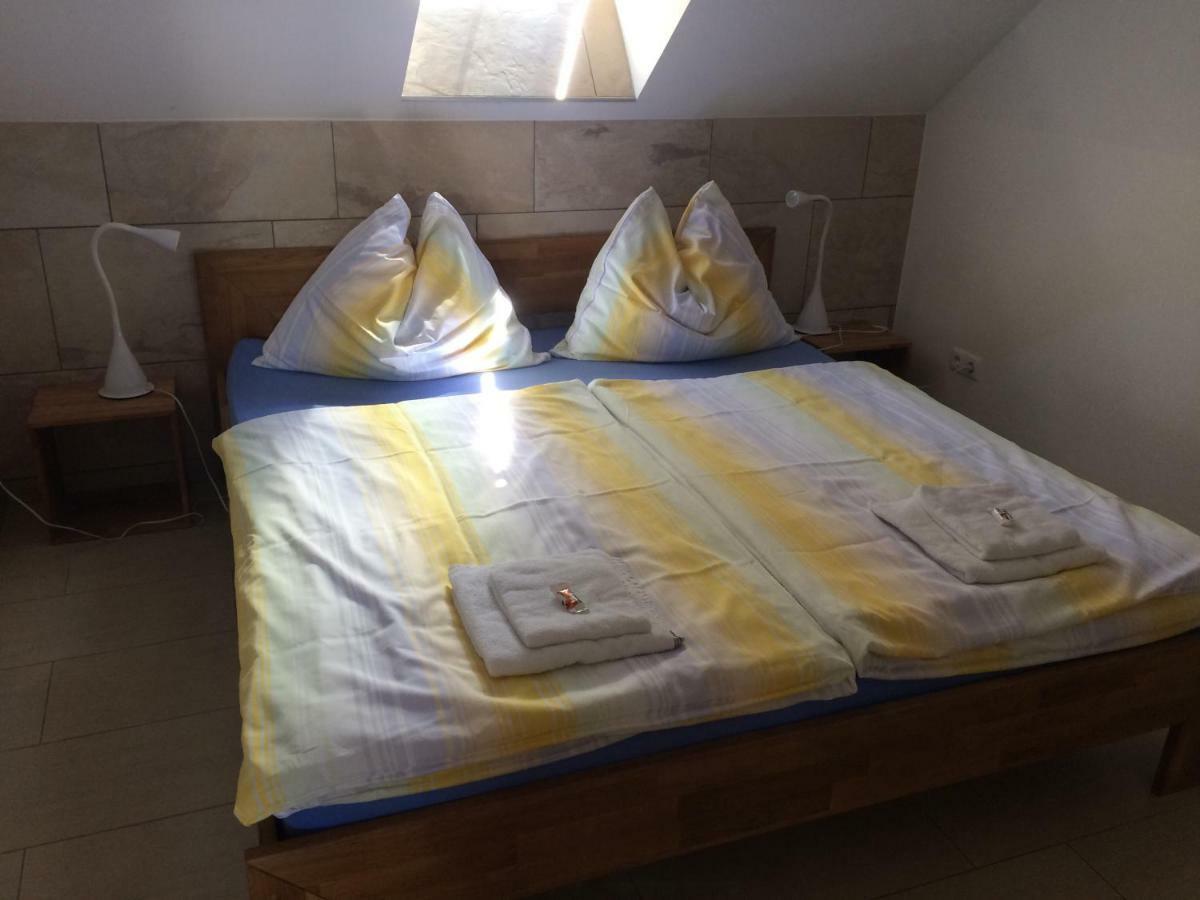 Ferienwohnung Frieser Steindorf am Ossiacher See Bagian luar foto