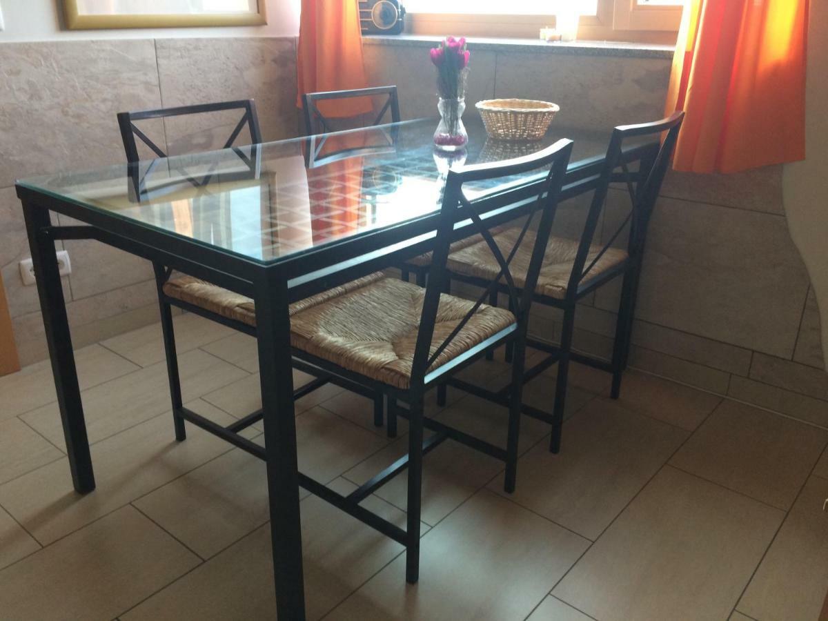 Ferienwohnung Frieser Steindorf am Ossiacher See Bagian luar foto